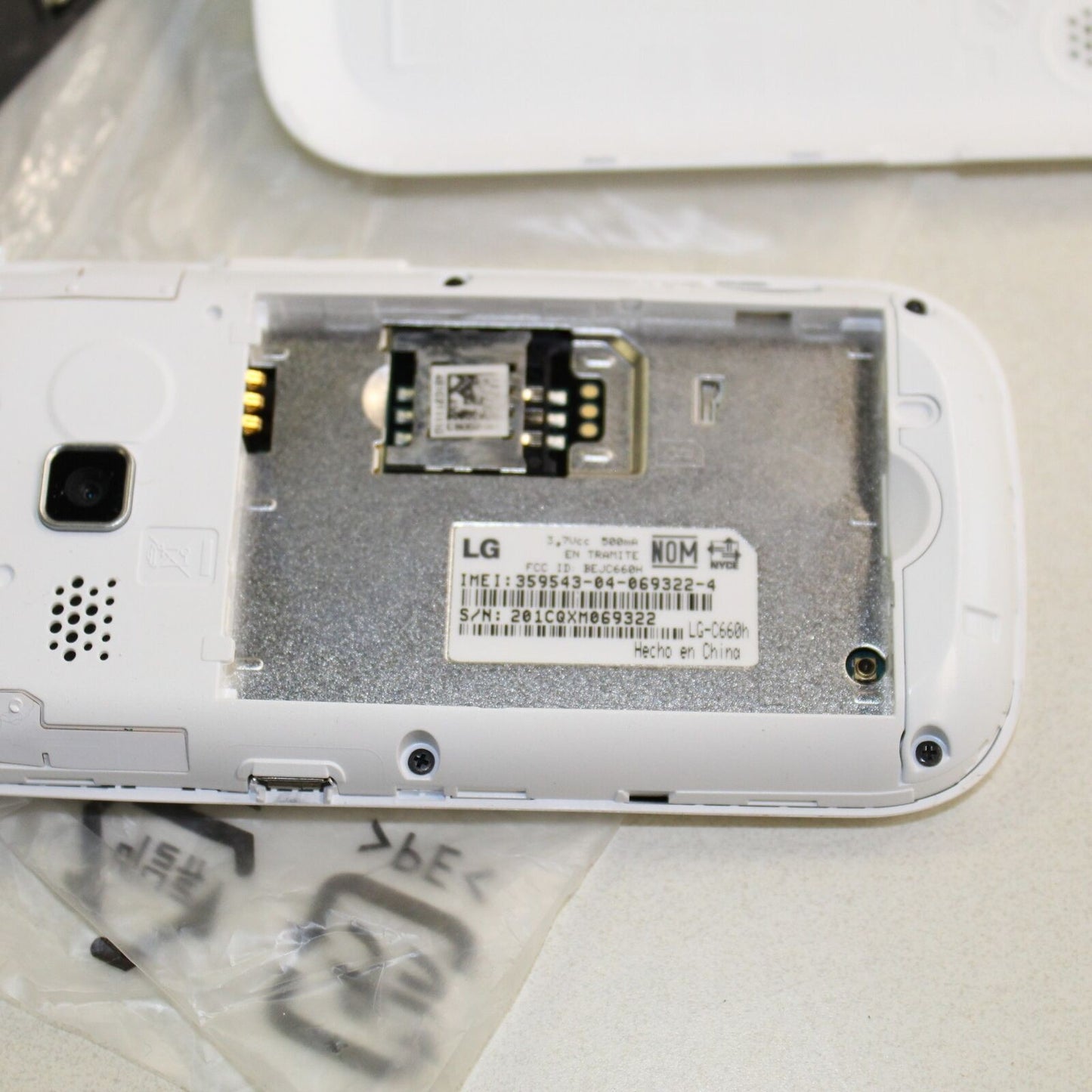 Rare Vintage LG Optimus Pro C660h Unefon White Phone International In Box