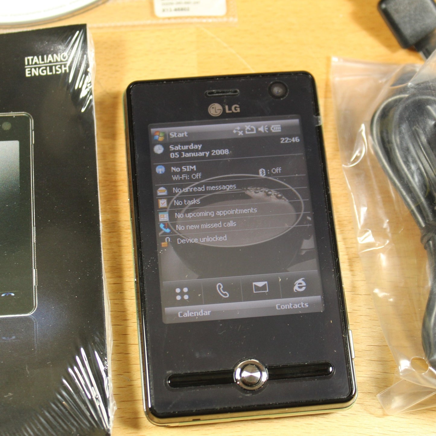 2007 Rare Vintage LG KS20 Phone Black In Box Complete Italian International