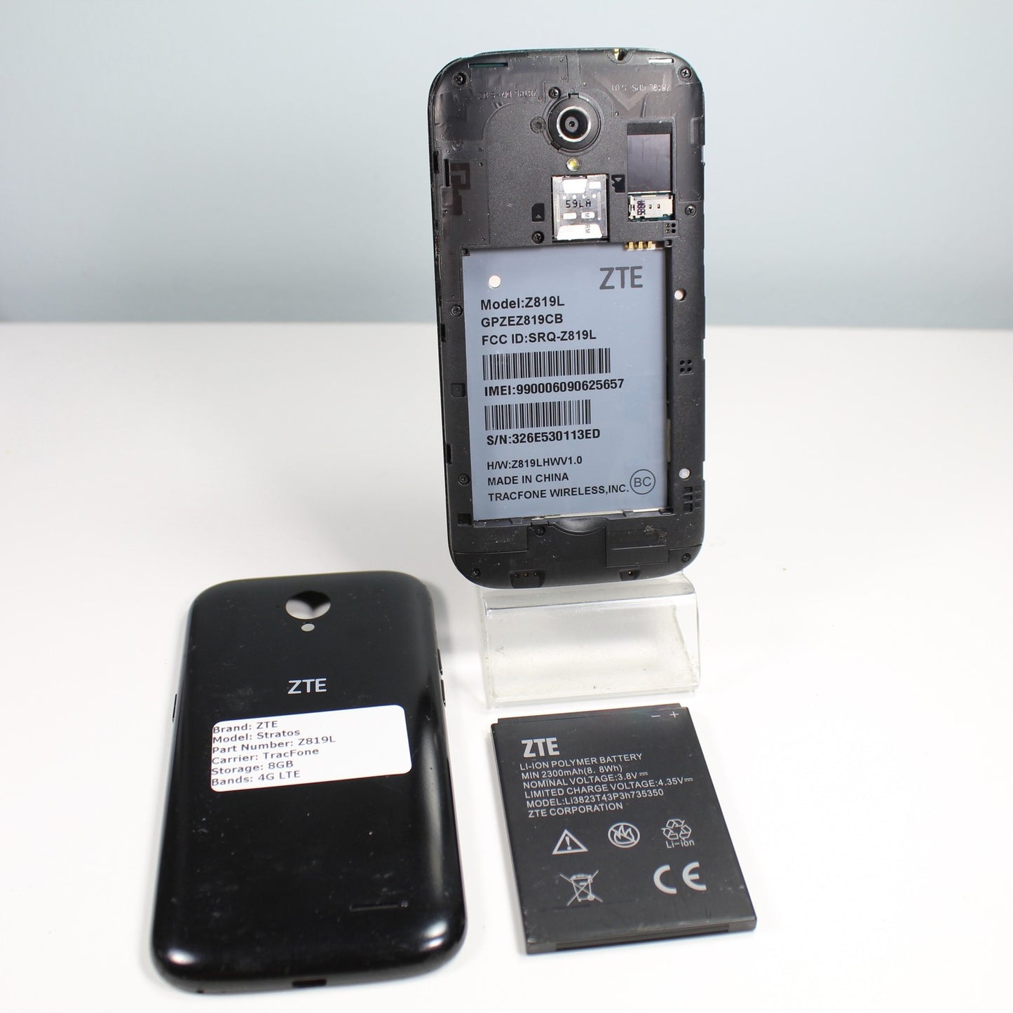 Vintage Classic ZTE Stratos Z819L TracFone 4G LTE Smartphone Black 8GB