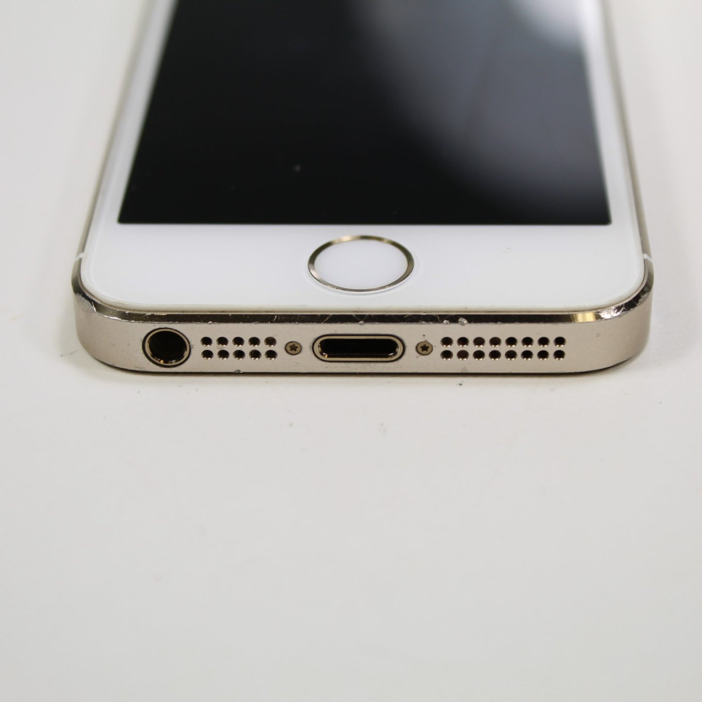 Vintage Apple iPhone 5s A1533 4G LTE Smartphone Gold 32GB Wifi Ready