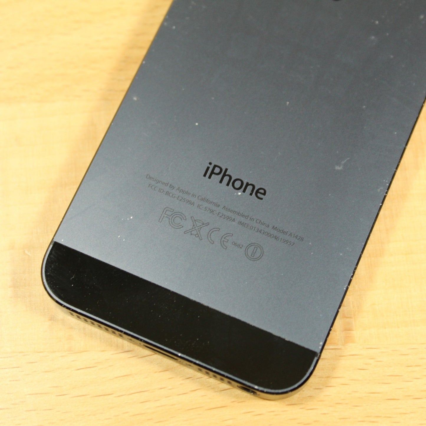 Unlocked Apple iPhone 5 Phone IOS 9 Black 32GB A1428 4G LTE Global 19957