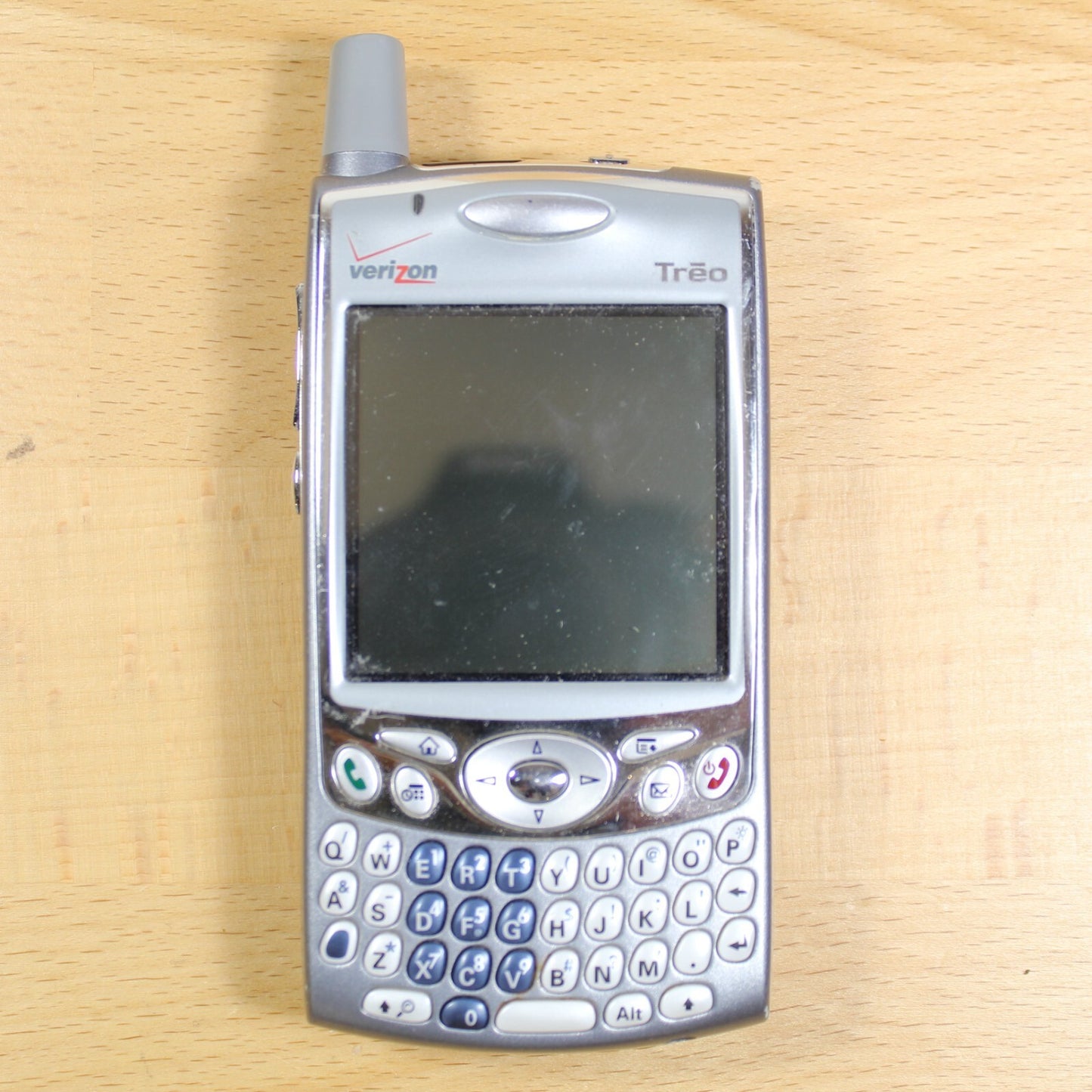 Vintage Palm One Treo 650 Gray Cell Phone Verizon For Parts Untested #162