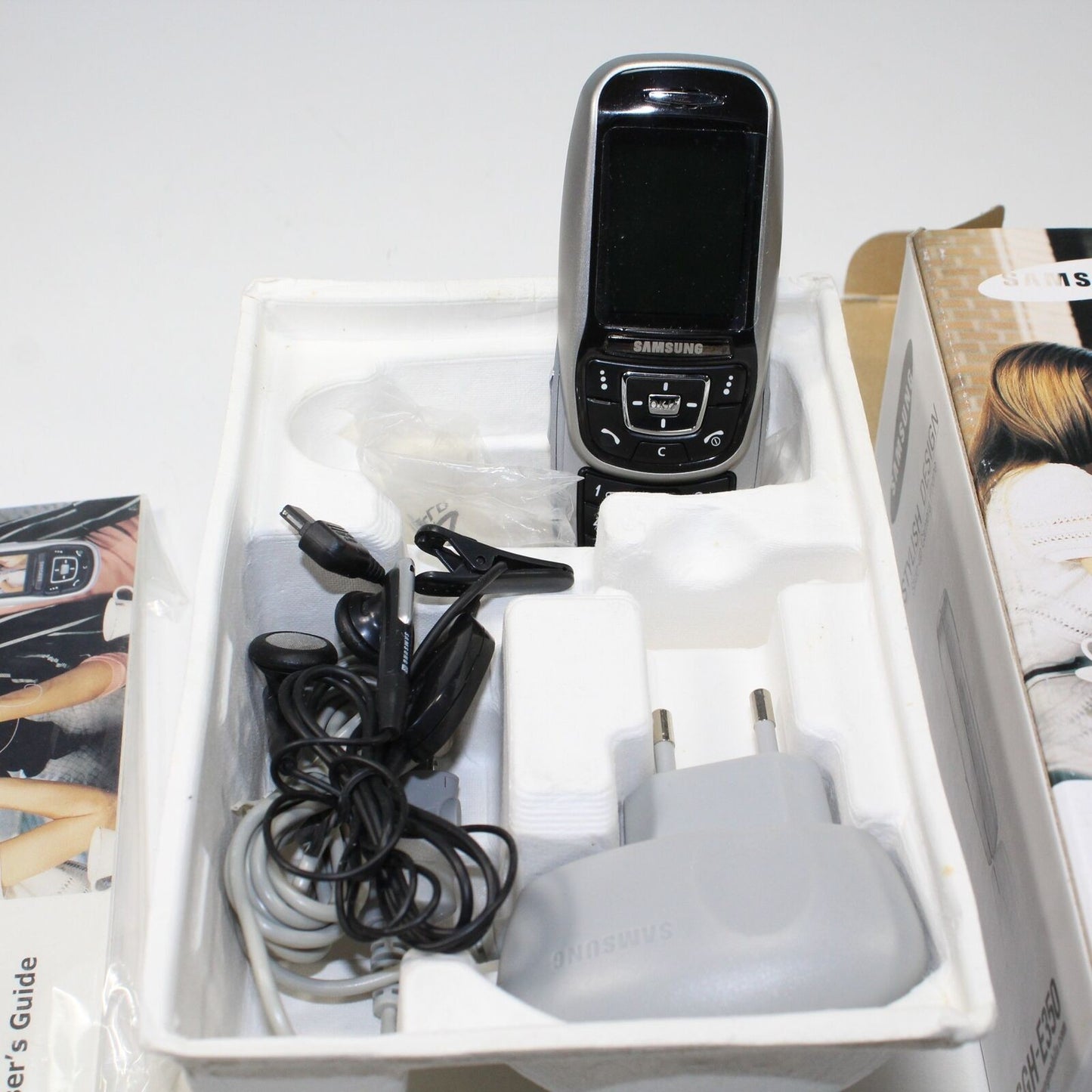 Rare Vintage Samsung SGH-E350 International Phone In Box Collectible