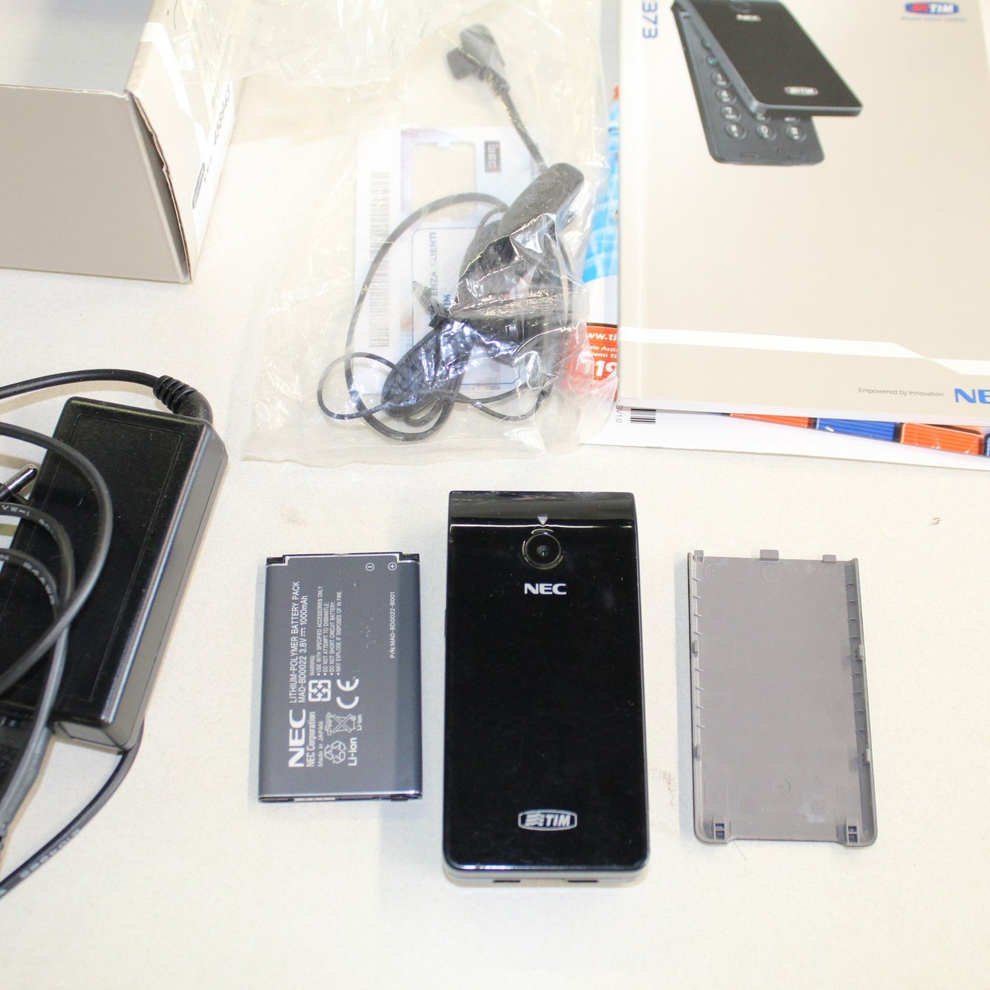 Rare Vintage NEC E373 TIM Phone International GSM Italian Black Open Box