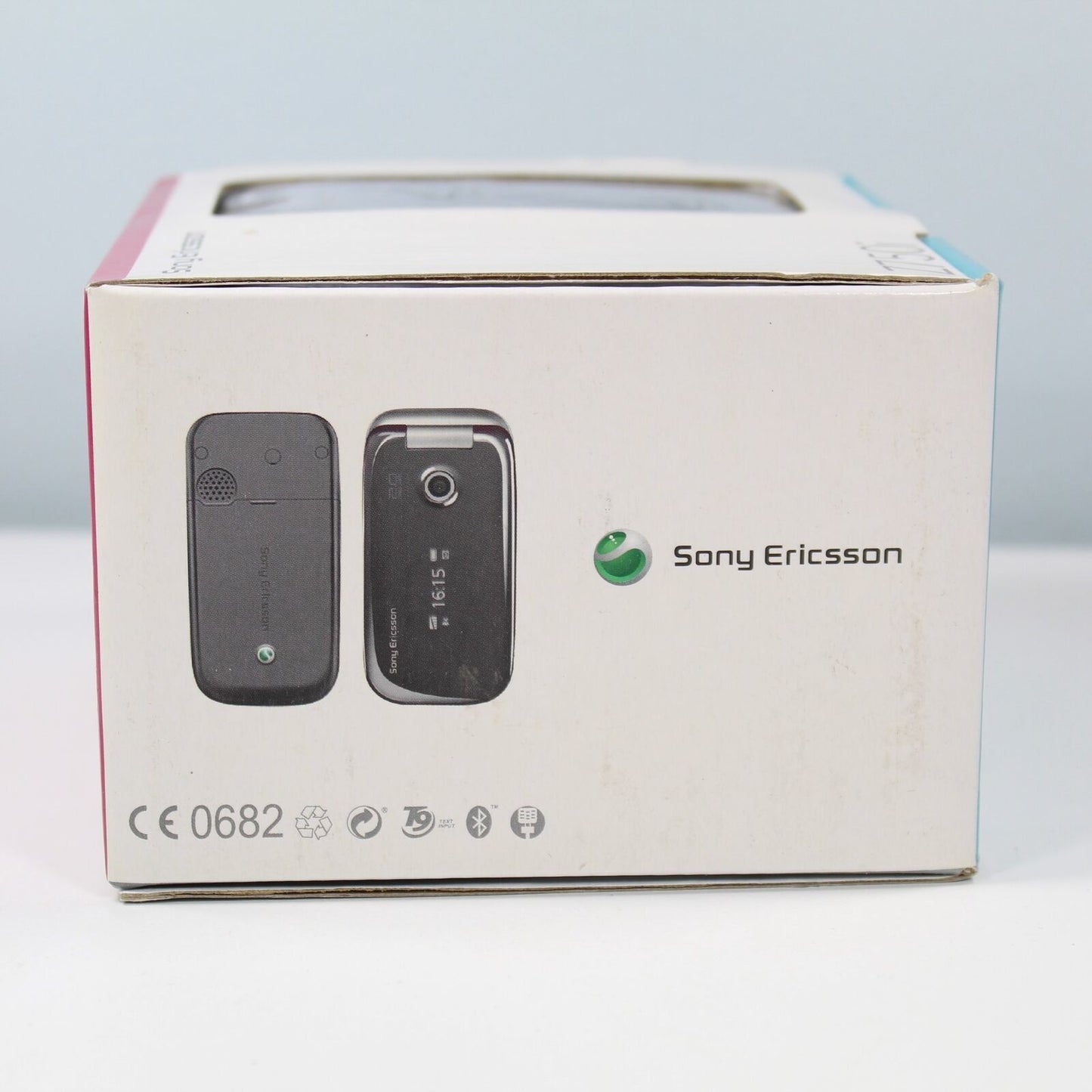 Rare Vintage Sony Ericsson Z750i Flip Phone Black In Box Complete 3G GSM 2007