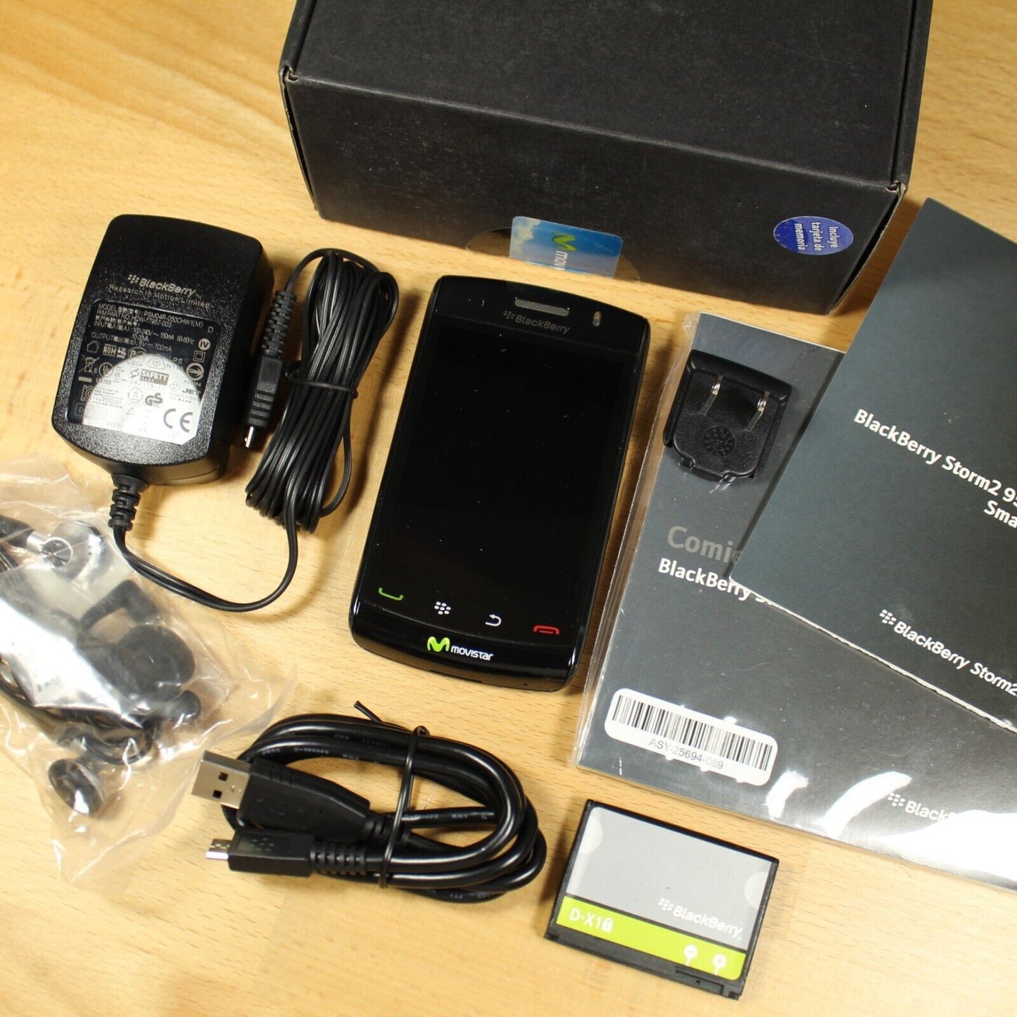 Vintage Blackberry Storm 2 9520 Movistar Smartphone Black 2GB In Box Spanish