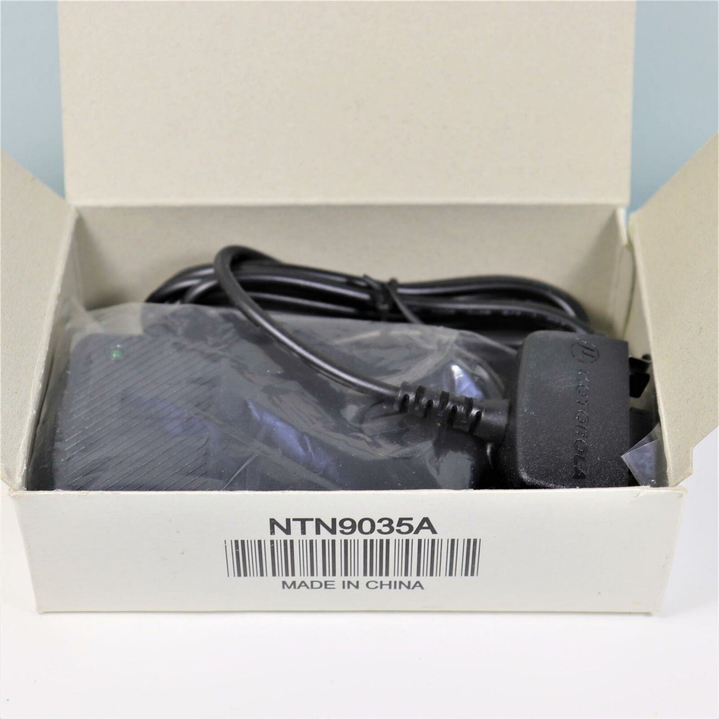 New Motorola AC Charger NTN9035A - R750 Travel Wall Rapid Charger