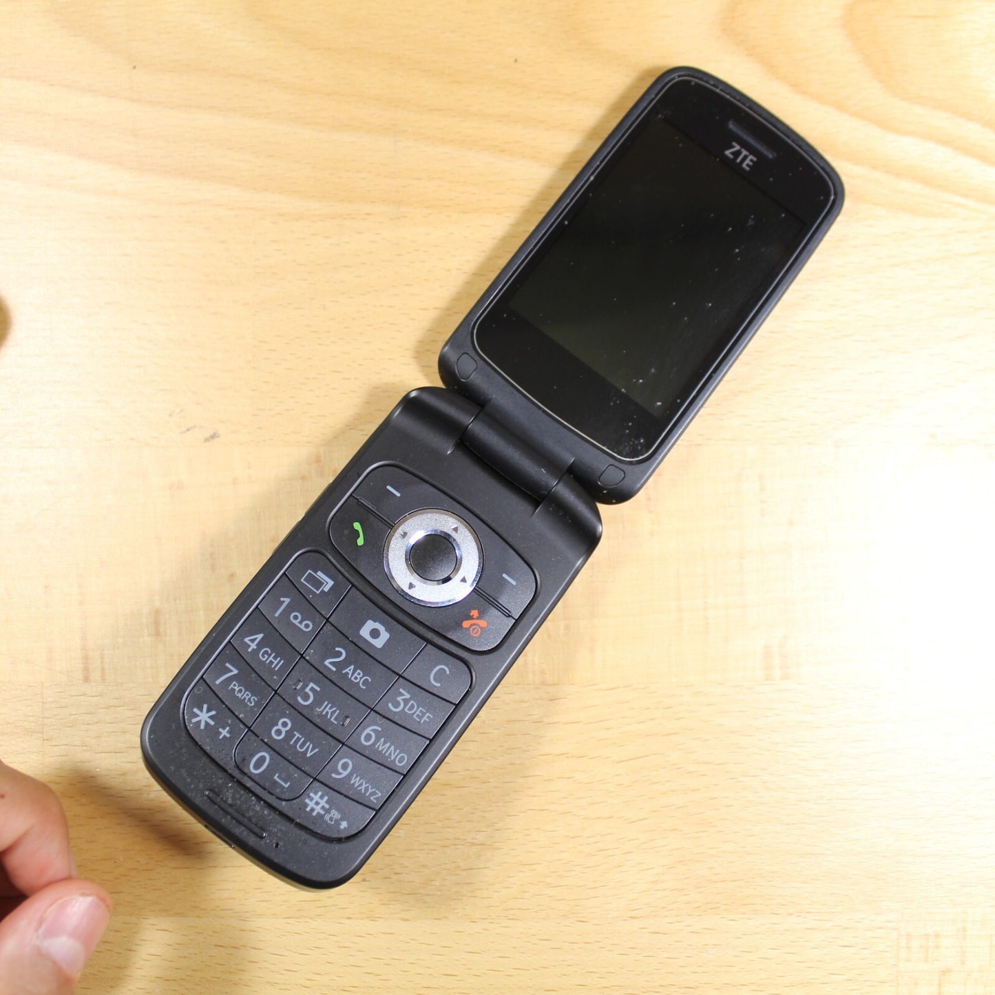 Vintage ZTE Cymbal Z320 Cell Phone Untested Metro
