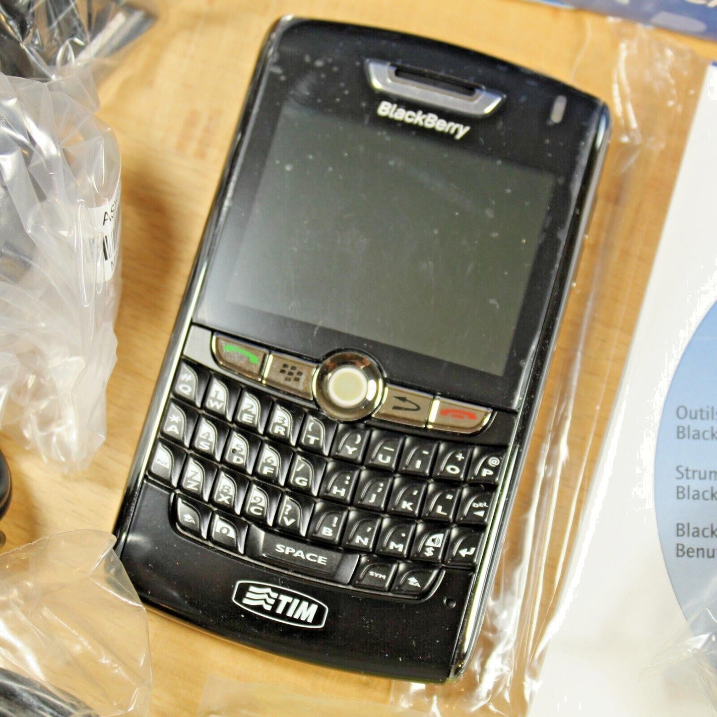 Vintage Blackberry 8800 Phone Black In Box Complete 2007 Italian International