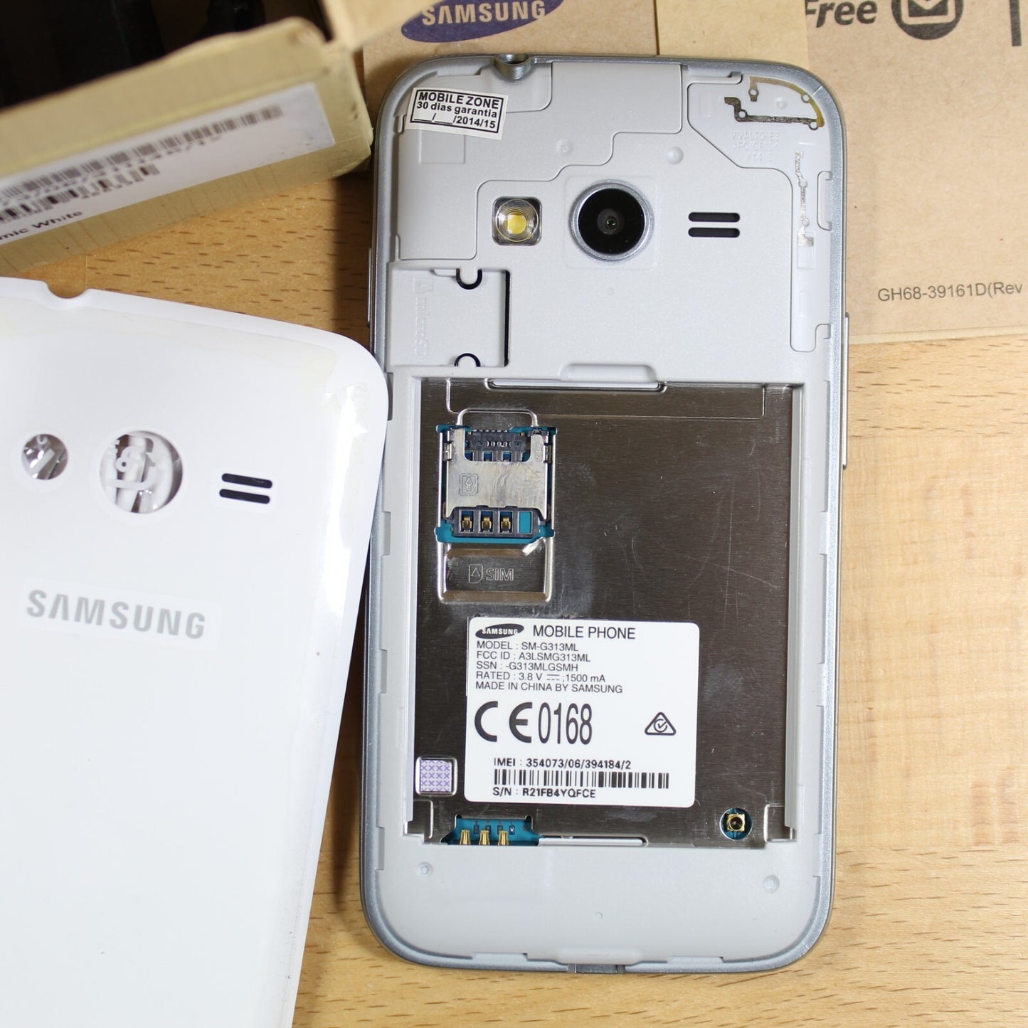 Samsung Galaxy Ace 4 Lite - 8 GB - Classic White (Unlocked) Open Box SM-G313ML