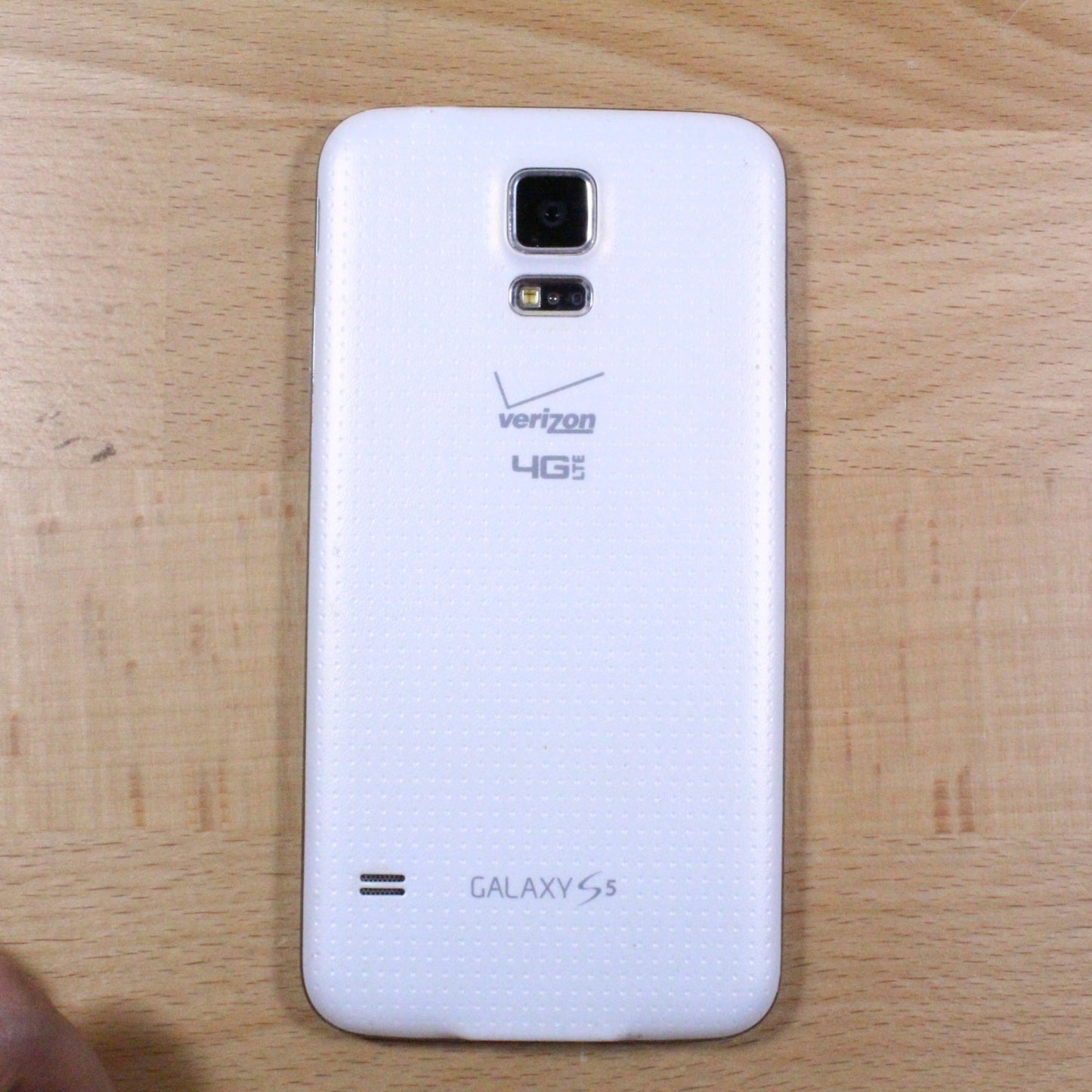 Samsung Galaxy S5 SM-G900v White Smartphone For Parts #298