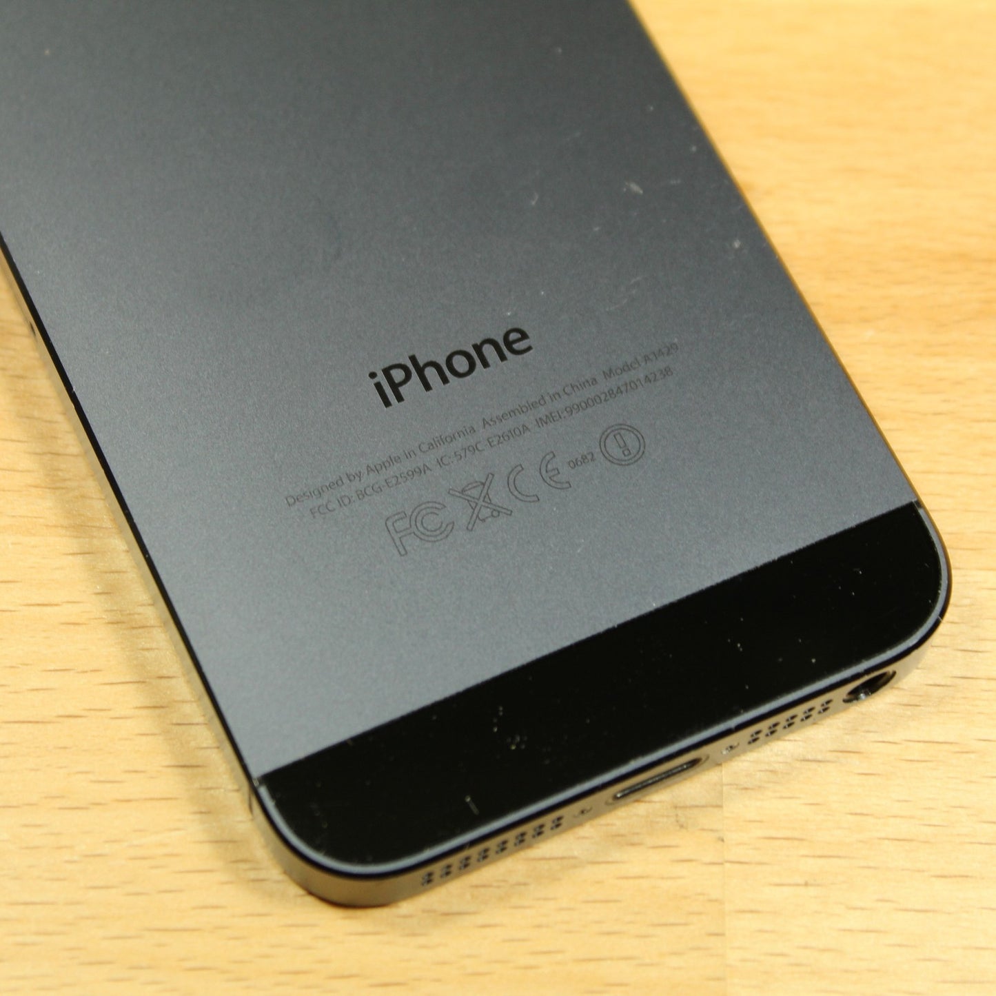 Rare Vintage Apple iPhone 5 A1429 Verizon 4G LTE Smartphone IOS 10 Black 16GB