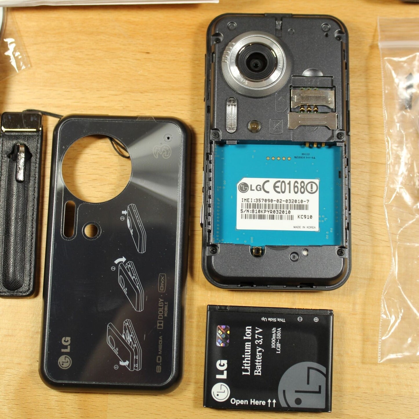 Vintage Rare LG Renoir KC910i Black Phone International In Box Complete