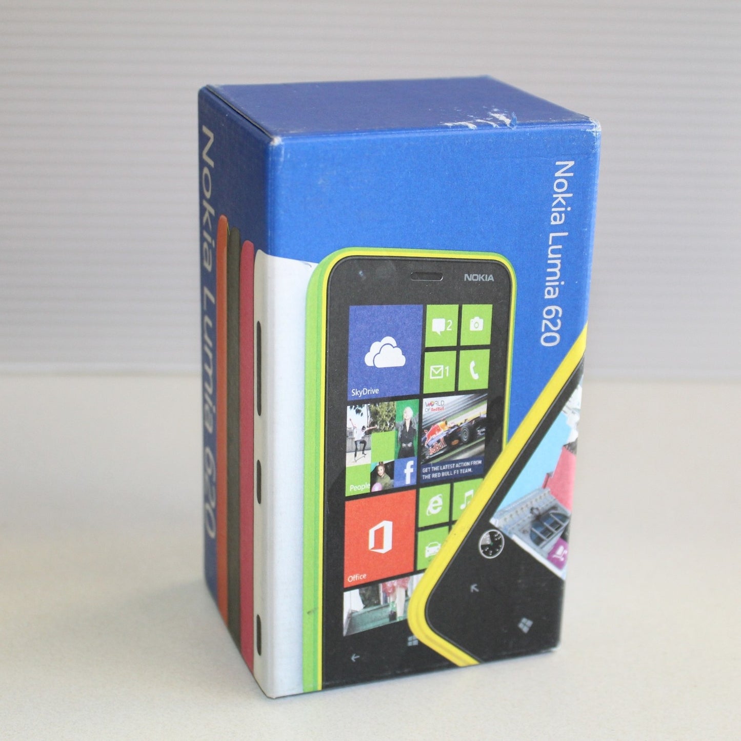 Rare Vintage Nokia Lumia 620 QATAR Smartphone 3G Middle East In Box
