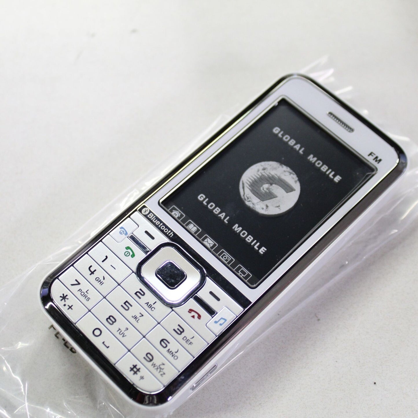 Vintage Unlocked Phone World Wide Global Mobile G400 Quad Band In Box Complete