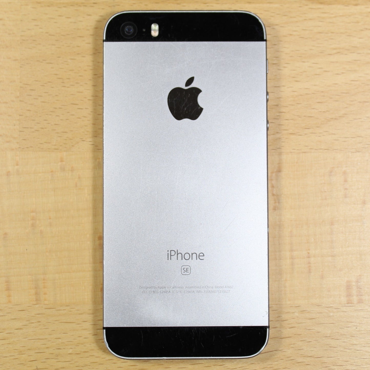 Vintage Apple iPhone SE A1662 Smartphone Gray For Parts #132