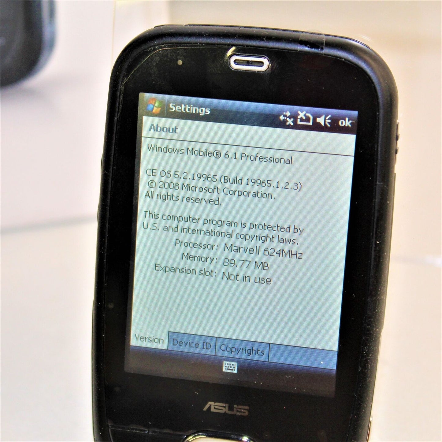 Rare Vintage ASUS P552W TIM Smartphone Windows Mobile 2008 Black In Box Collect