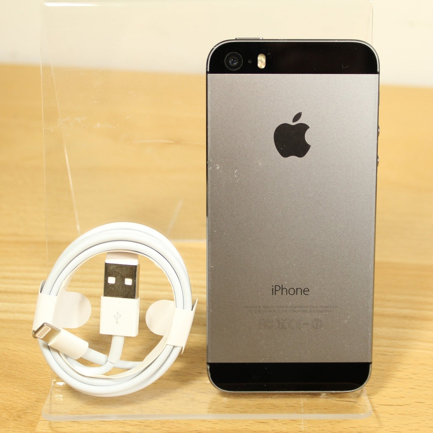 Unlocked Apple iPhone 5s Phone IOS 12 Space Gray 16GB A1453 4G LTE Global Ready