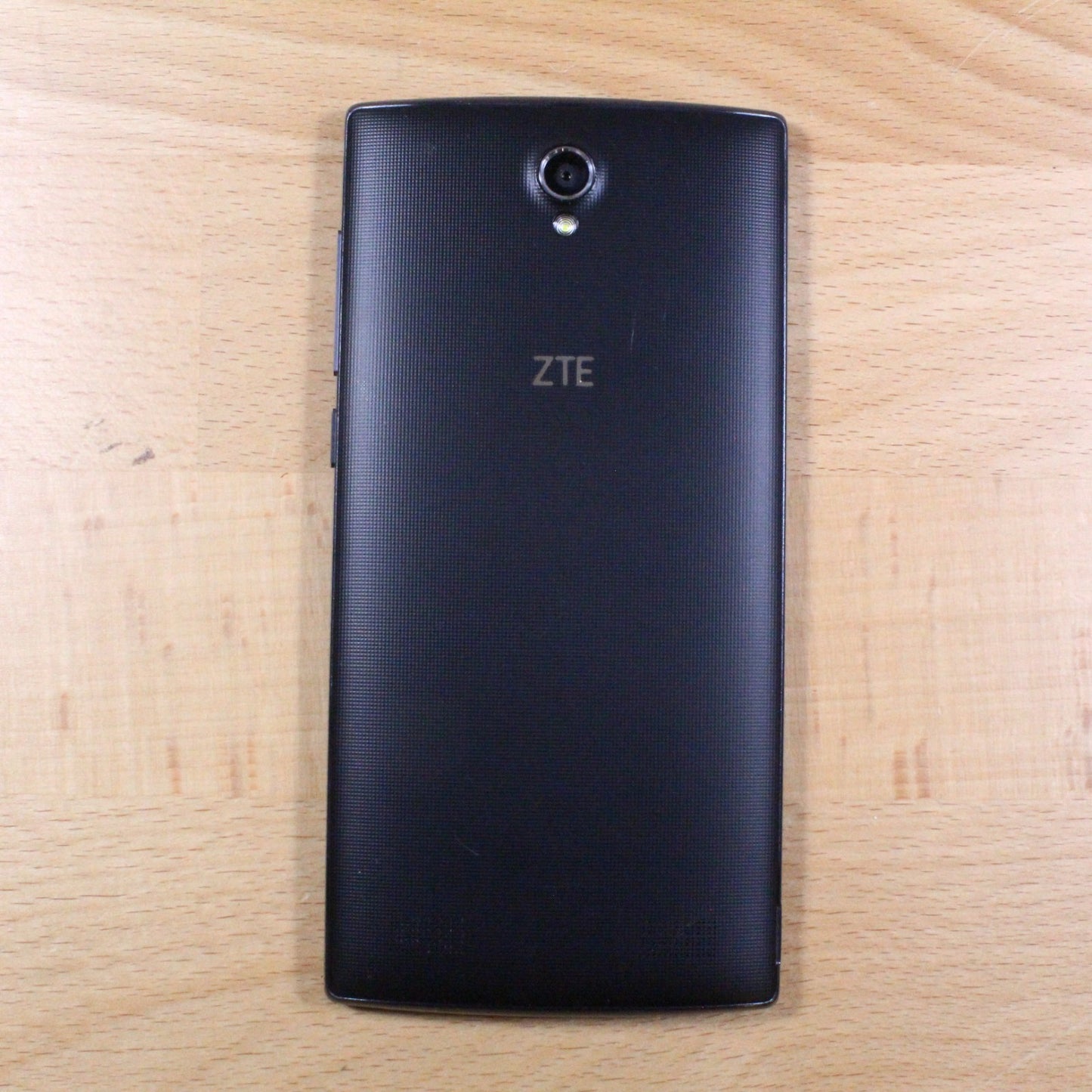 ZMAX 2 Z955 Tracfone Black Smartphone For Parts #303