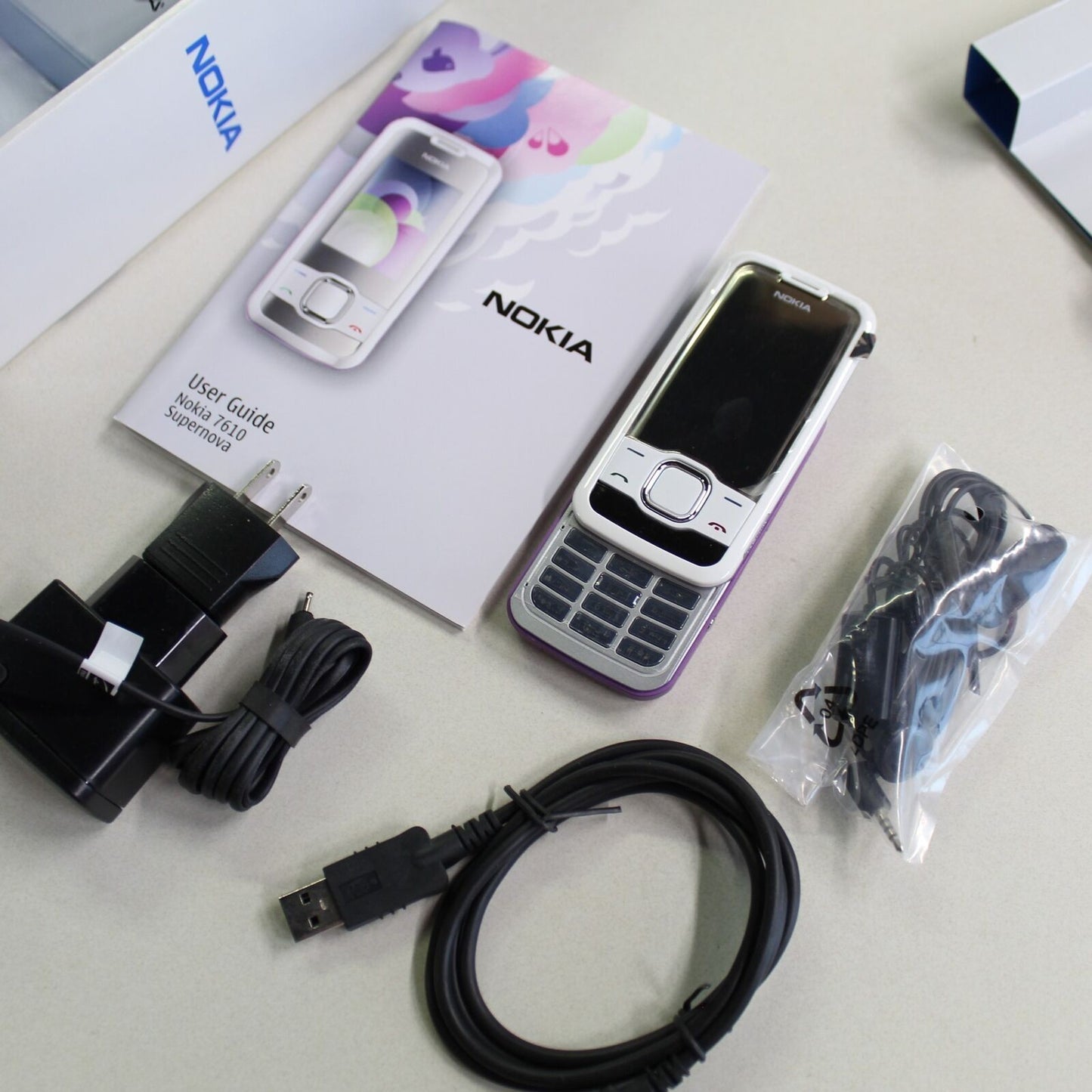 Rare Vintage Nokia 7610 Supernova White Phone International In Box No Battery