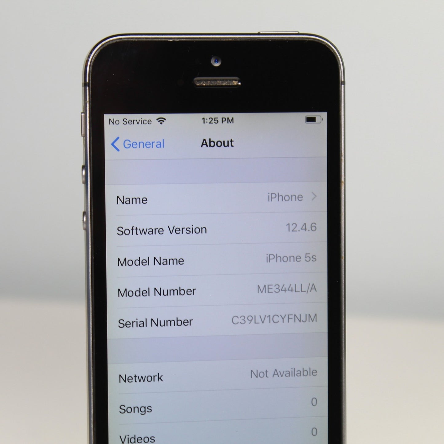 Vintage Apple iPhone 5s A1533 4G LTE Smartphone Space Gray 32GB Collectible