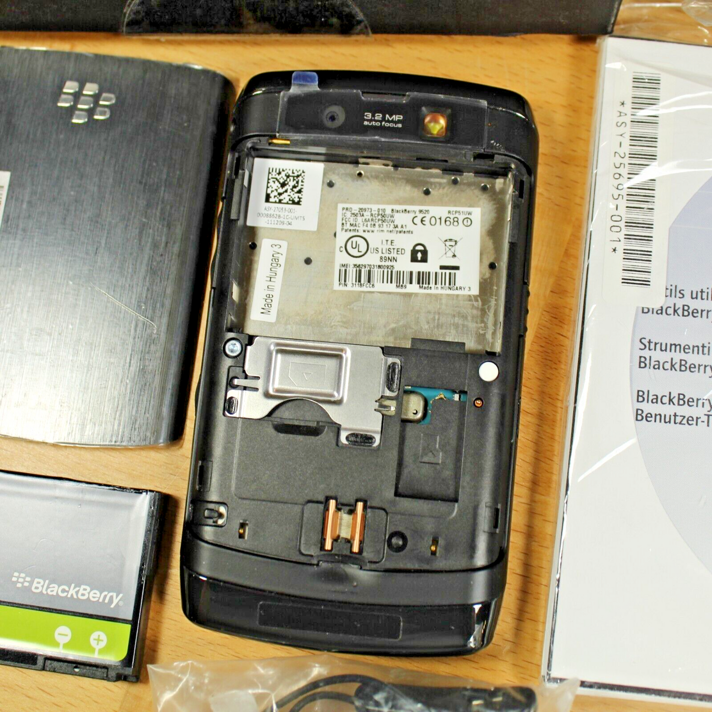Vintage Blackberry Storm 2 9520 Vodafone Smartphone Black 2009 In Box Complete