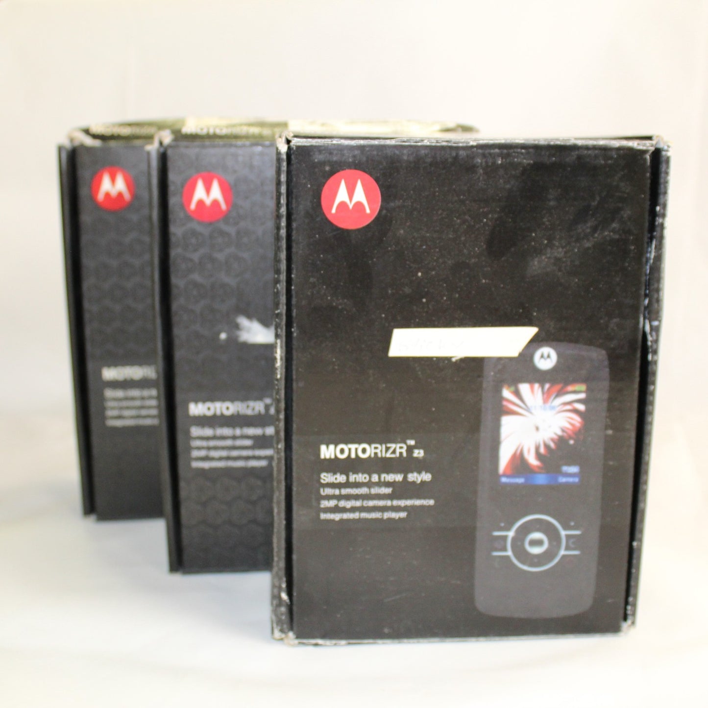 Rare Vintage Motorola Moto RIZR Z3 Phone ASIS Lot of 3 Bundle For Parts