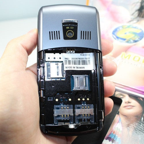 Unlocked World Phone Global Mobile G0002 Quad Band Dual Sim In Box Complete