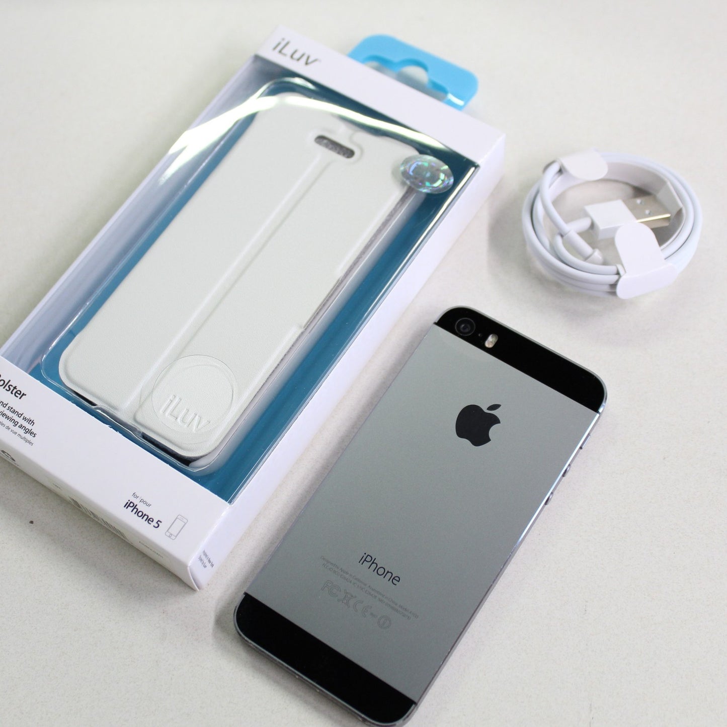 Vintage Apple iPhone 5s AT&T A1533 Smartphone 4G LTE Space Gray 16GB Bundle