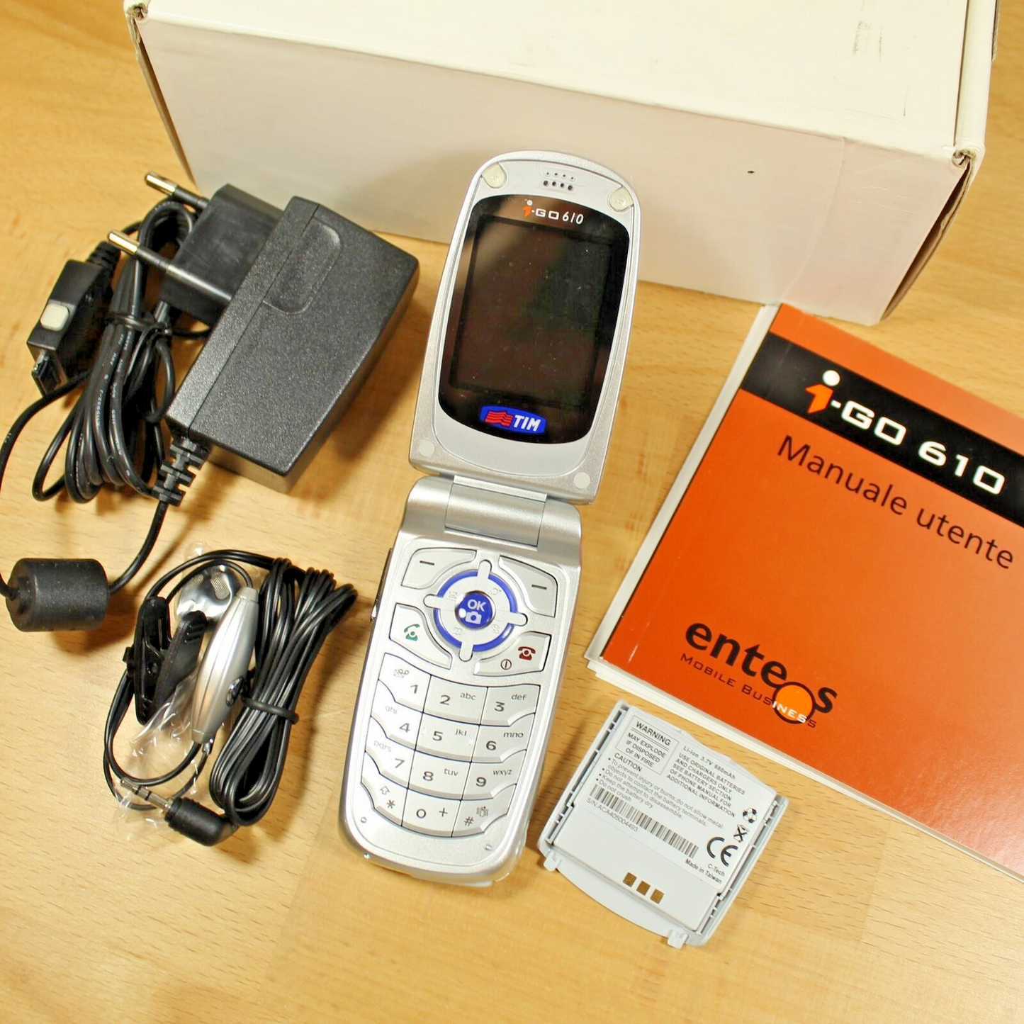 Rare Vintage Italian Phone i-GO 610 Phone Gray In Box Complete European TIM