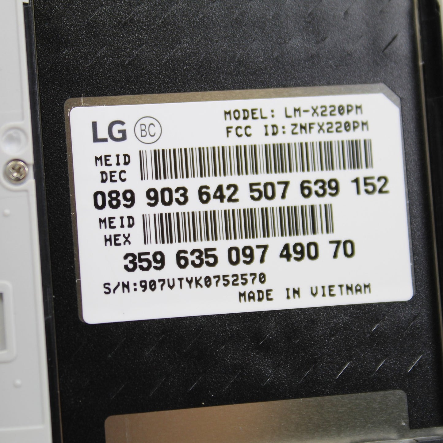 LG Rebel 4 LM-X220PM TracFone Smartphone 4G LTE White 16GB For Parts
