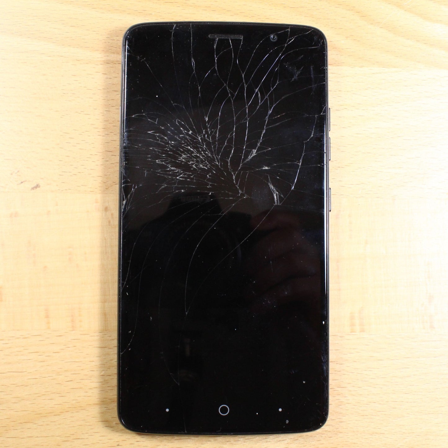 MAX XL N9560 Gray Smartphone For Parts #356