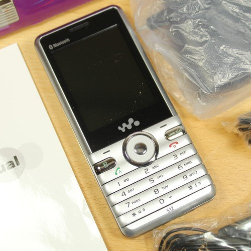 Rare Vintage Sinro Mobile S12 Unlocked Phone Black In Box Collectible Bundle