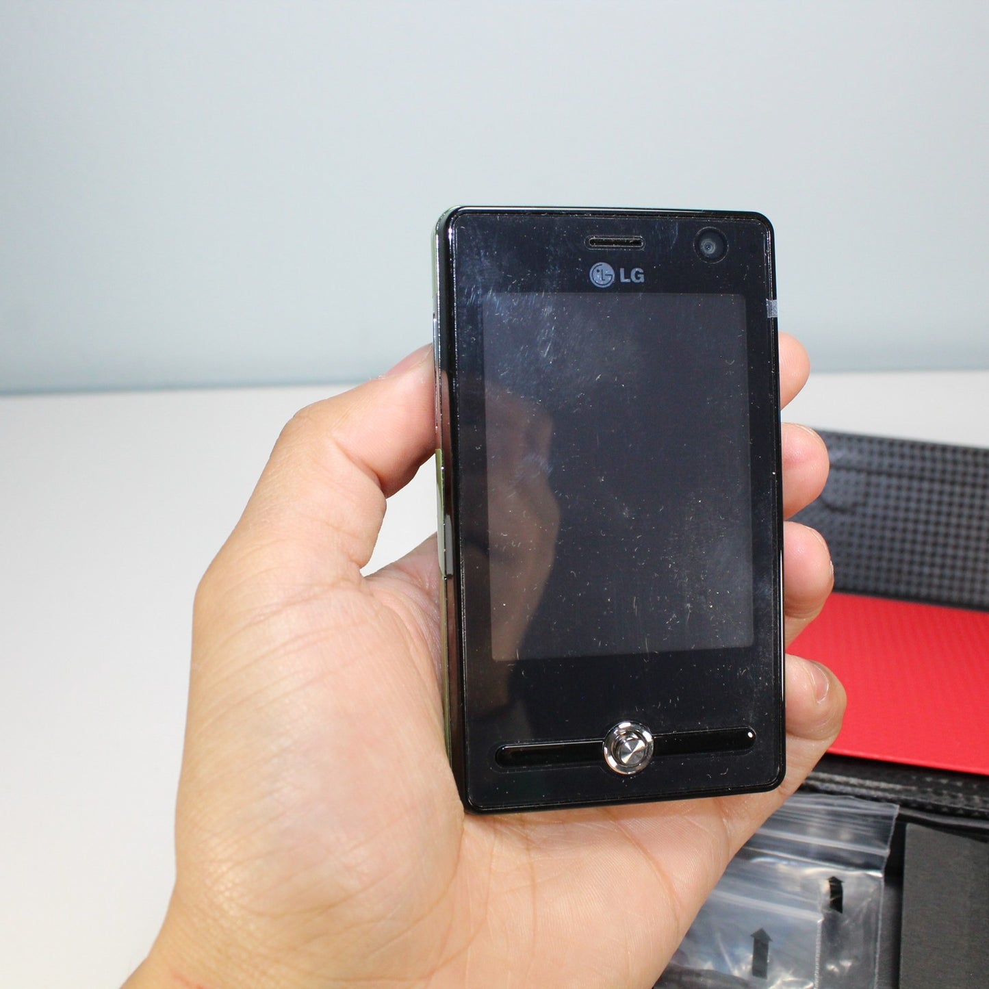2007 Rare Vintage LG KS20 Phone Black In Box Complete Italian International