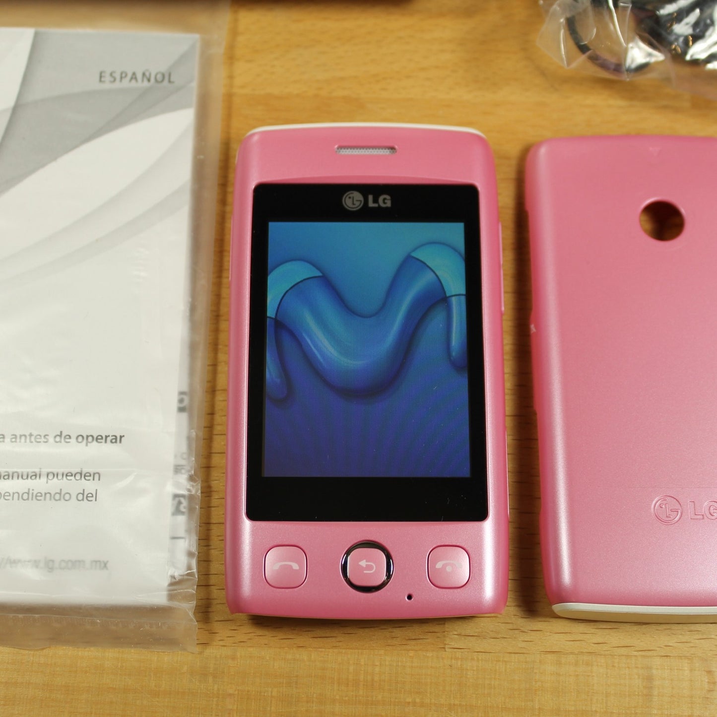 Rare Vintage LG Cookie Lite T300 Movistar Pink Smartphone Includes Games