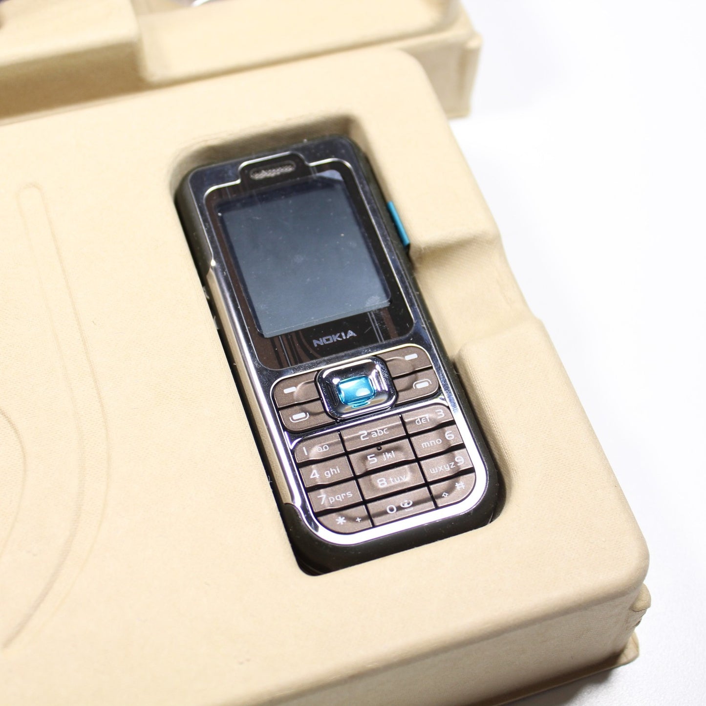 Rare Vintage Nokia 7360 L'Amour Collection International Phone Brown In Box