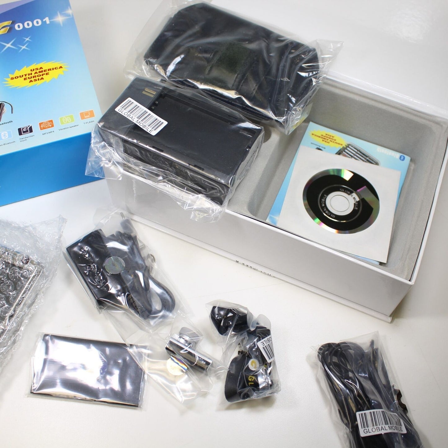 Unlocked Global Mobile Phone G0001 Silver International GSM Dual SIM In Box