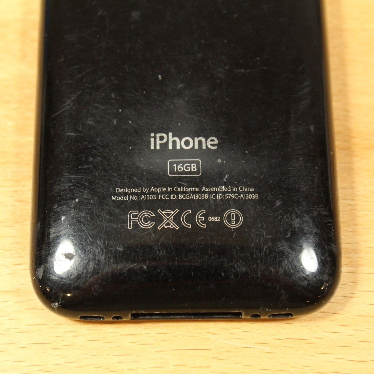 Vintage Apple iPhone 3GS A1303 AT&T 3G Smartphone Black 16GB IOS 6.1.6 Collector