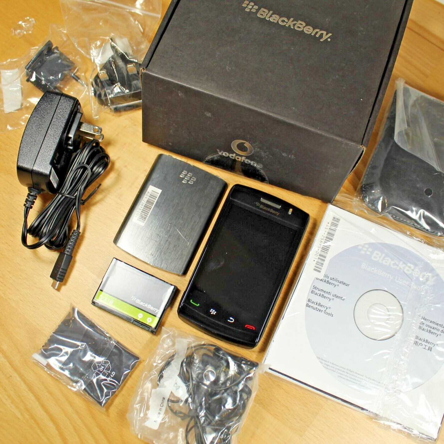 Vintage Blackberry Storm 2 9520 Vodafone Smartphone Black 2009 In Box Complete
