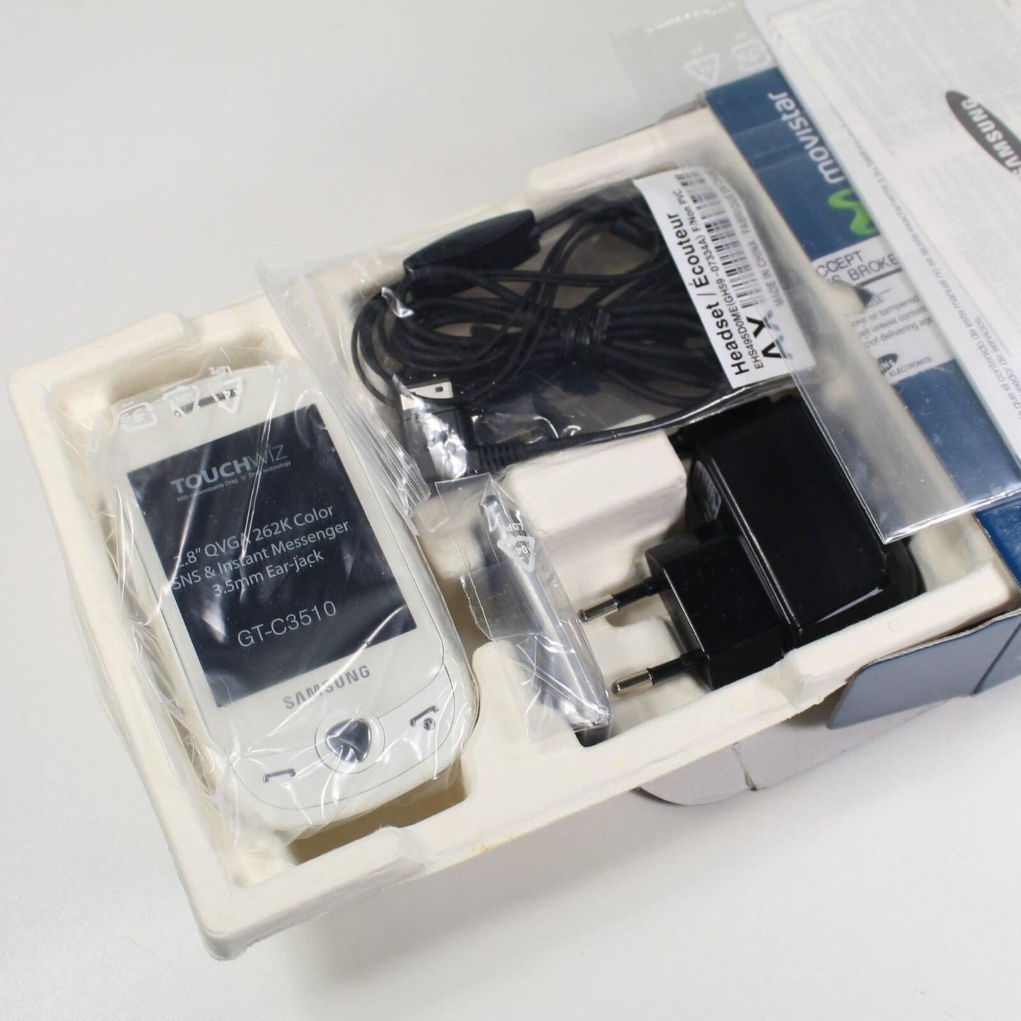 Vintage Samsung GT-C3510 Genoa MoviStar White Phone New In Box International