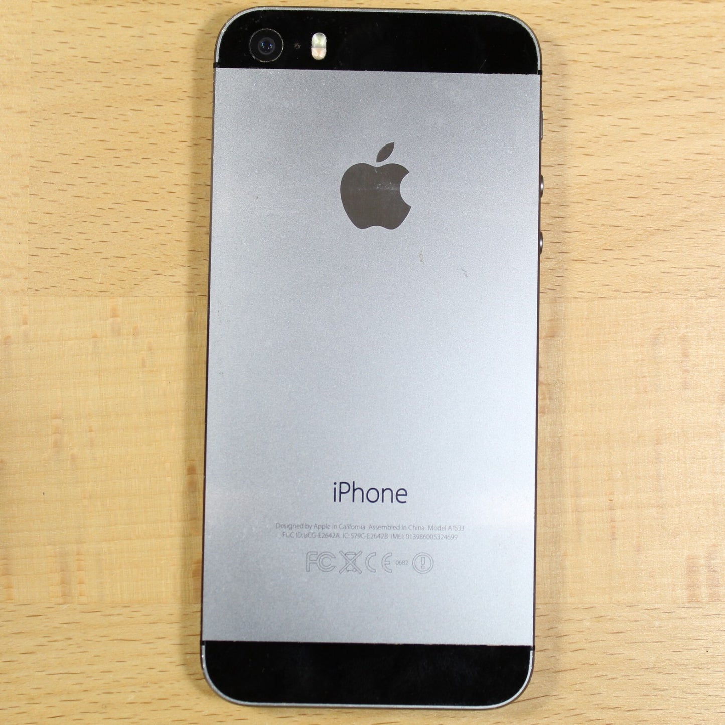 Vintage Apple iPhone 5s A1533 Smartphone Gray For Parts #131