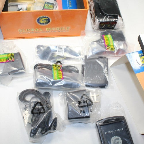 Unlocked World Phone Global Mobile G0002 Quad Band Dual Sim In Box Complete