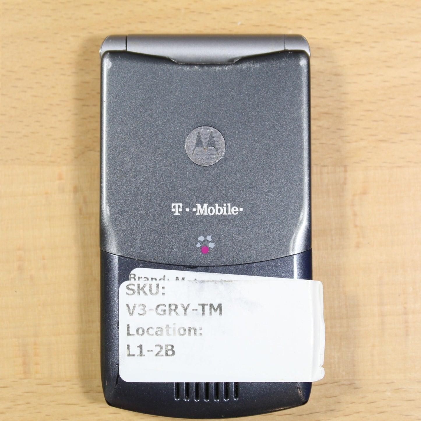 Vintage Motorola RAZR V3 T-Mobile Gray Cell Phone Good #124