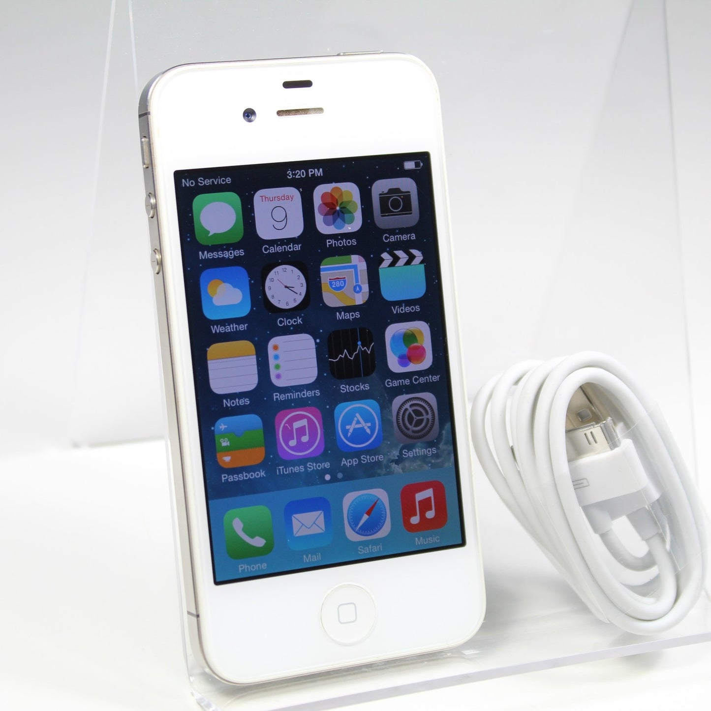 Apple iPhone 4 A1349 Smartphone 3G White 16GB No Sim Model IOS 7