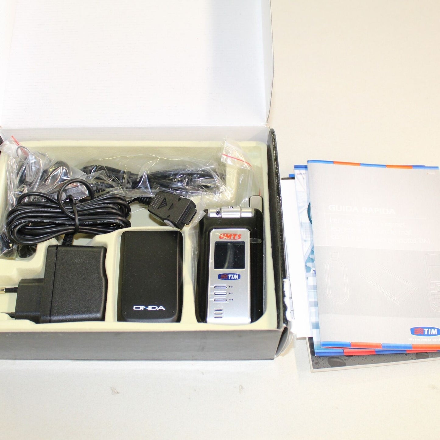 Rare Vintage ONDA N5020 TIM Phone International GSM Italian Black In Box Collect