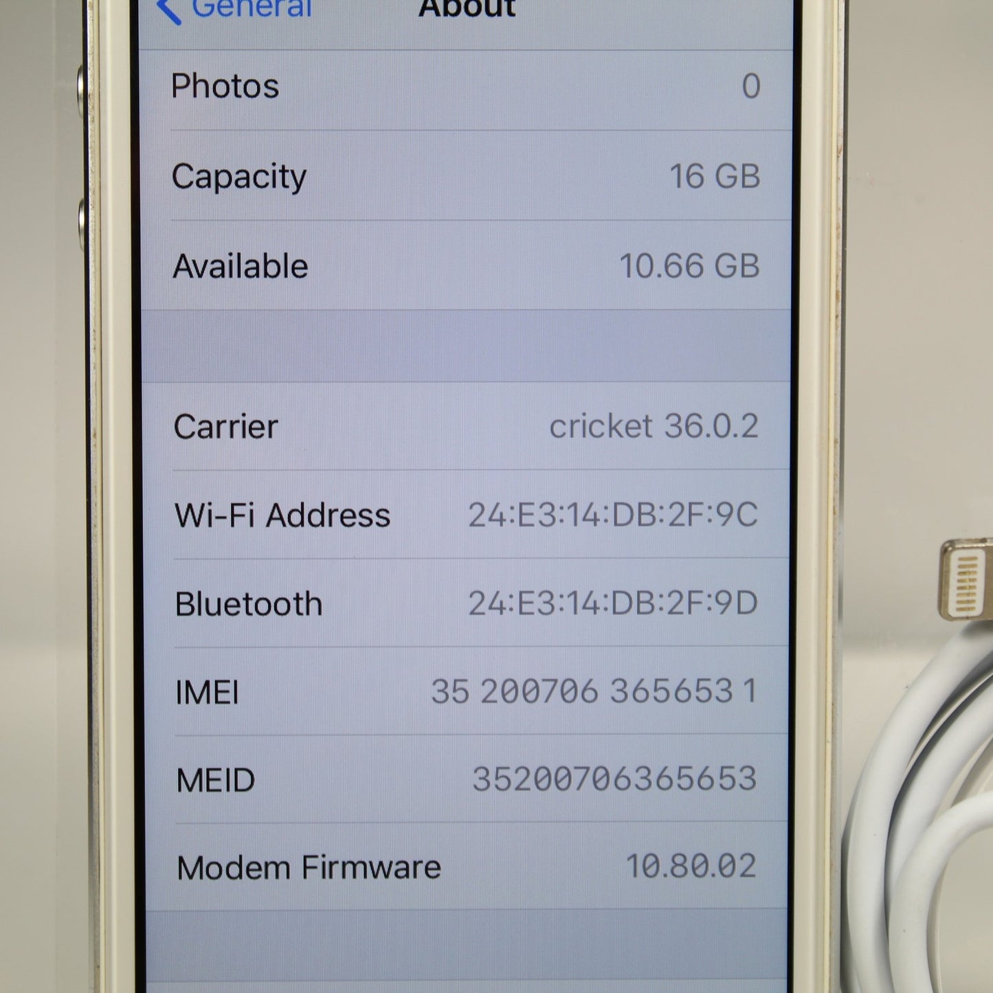 Vintage Apple iPhone 5s A1533 Smartphone 4G LTE Silver 16GB Collectible