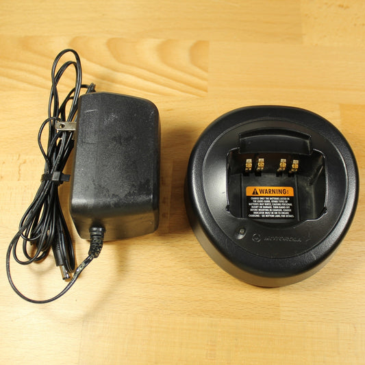 Original Motorola HTN9000C Desktop Rapid Charger Single 2-way Radio