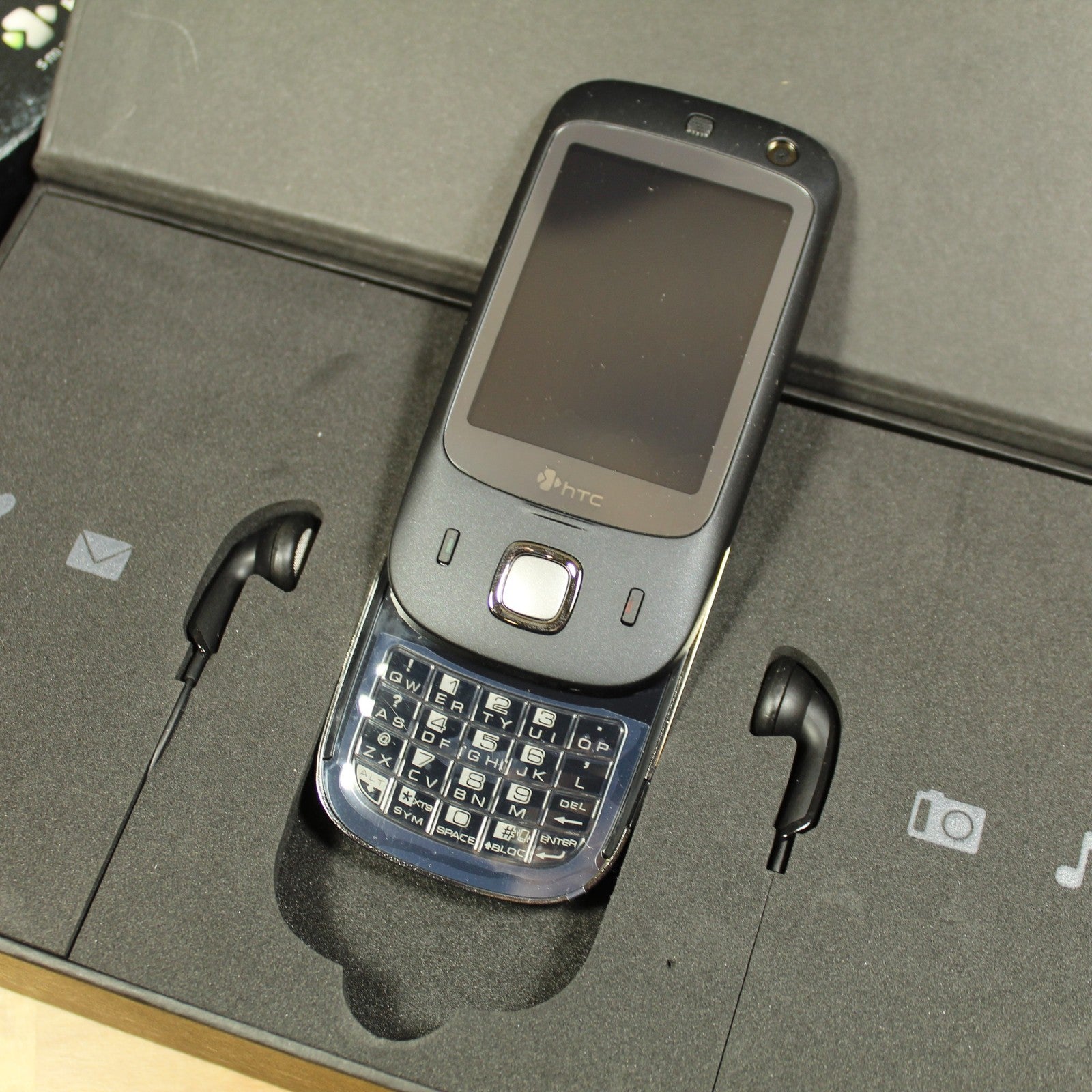 Rare Vintage HTC Touch Dual TIM International Smartphone Black 2007 In Box