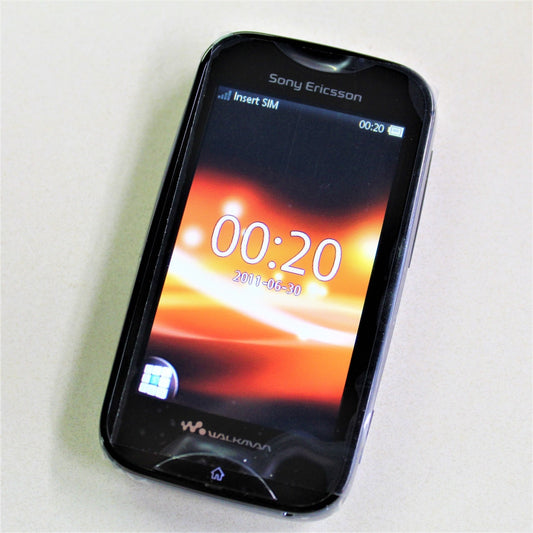 Sony Ericsson Mix Walkman WT13i Green Black 2G Cell Phone
