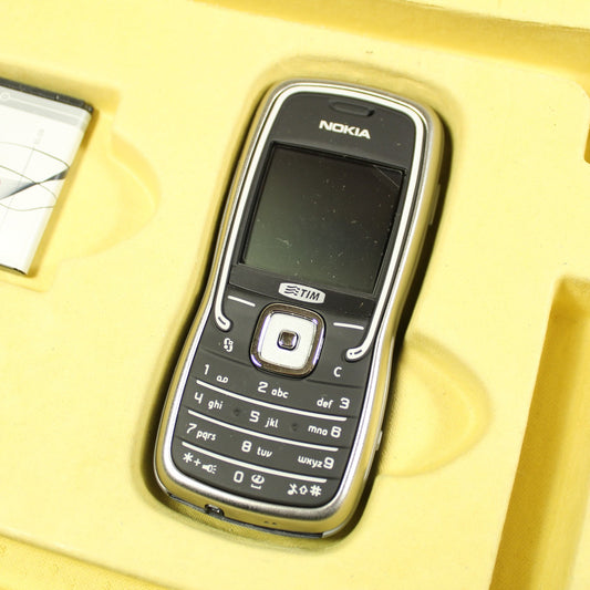 Ultra Rare Vintage Nokia 5500 Sport Phone In Box Bundle International